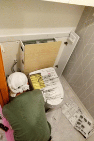 アクセントクロスで華やかなトイレ空間に変身 目黒区F様邸 アクセントクロスで華やかなトイレ空間に変身 目黒区F様邸